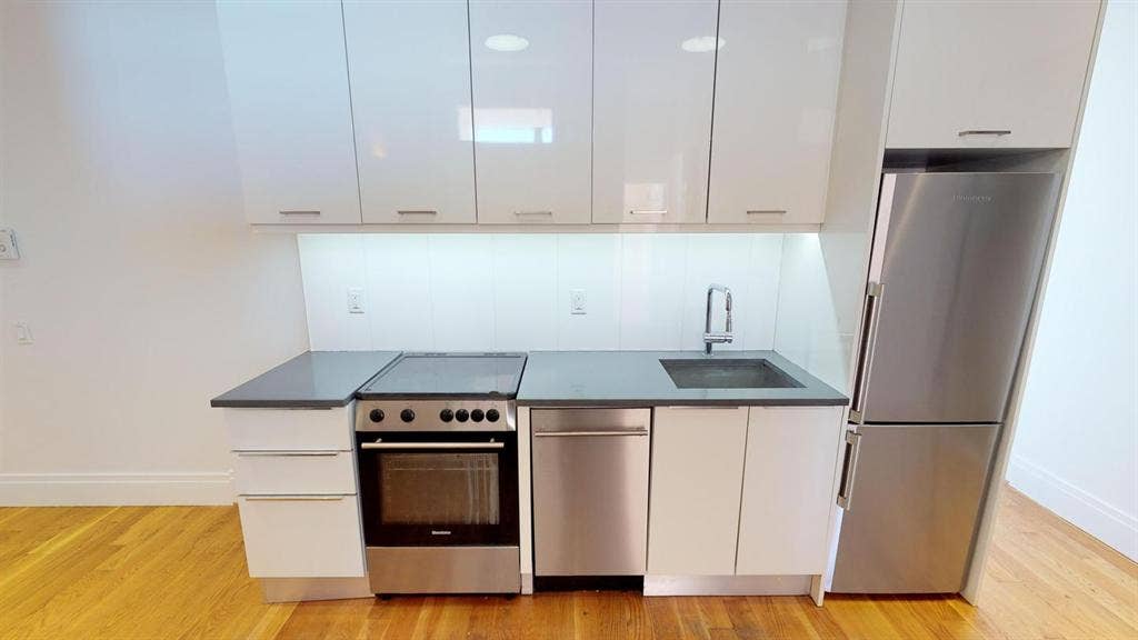 1 BR in Brooklyn