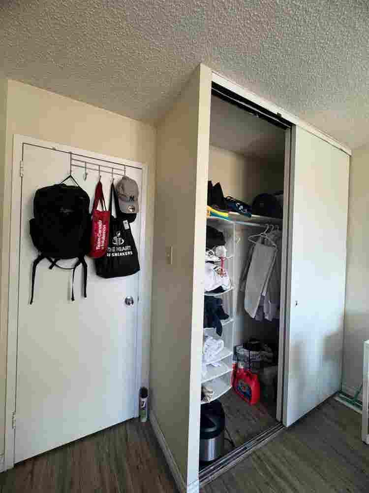 PRIVATE ROOM FOR RENT