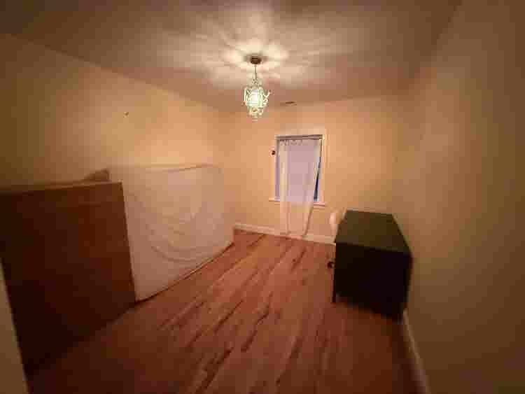 SFSU Ingleside room available