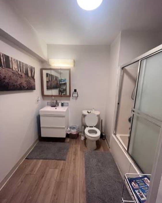 Room for Rent HOLLYWOOD