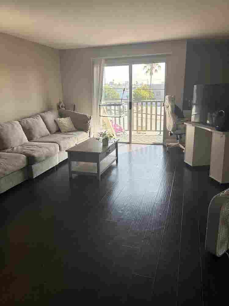Shared bedroom available