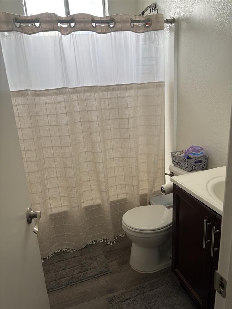 Shared bedroom available