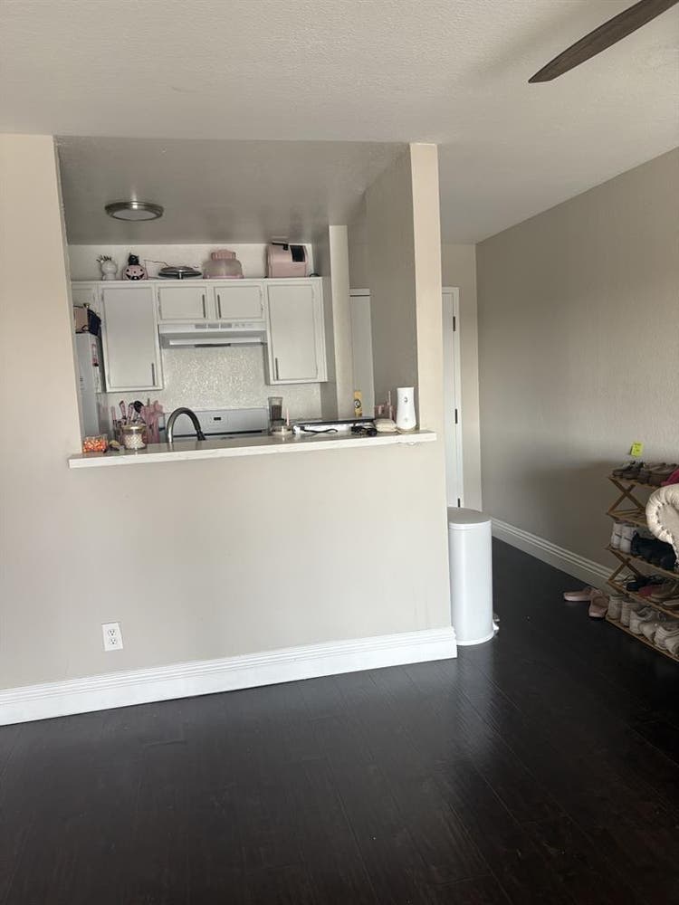 Shared bedroom available