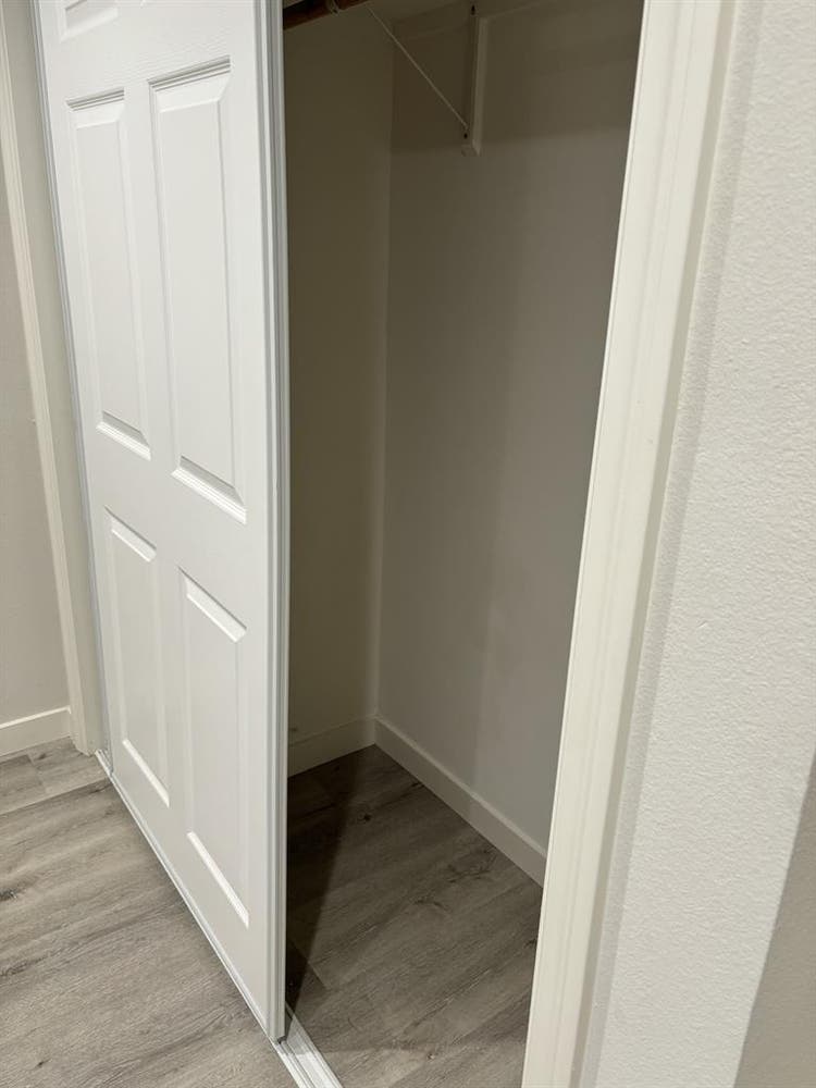 Looking for roommate in Pico Rivera