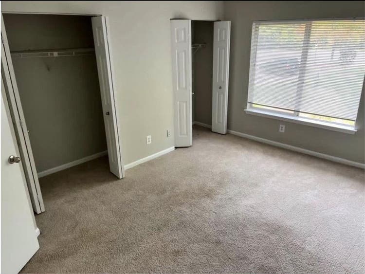 Reston BA - Pets friendly