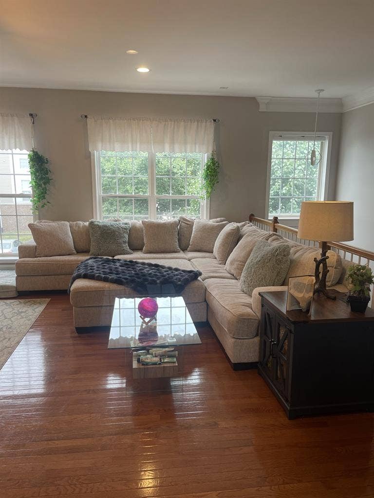 Private Bedroom/Bathroom