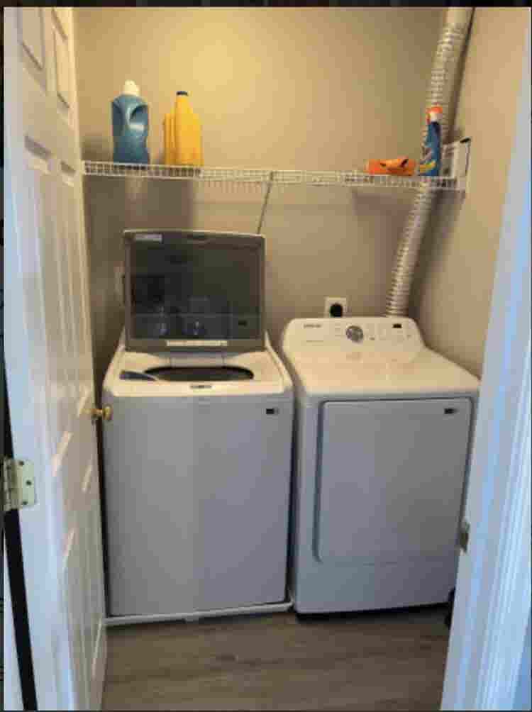 Private Bedroom/Bathroom