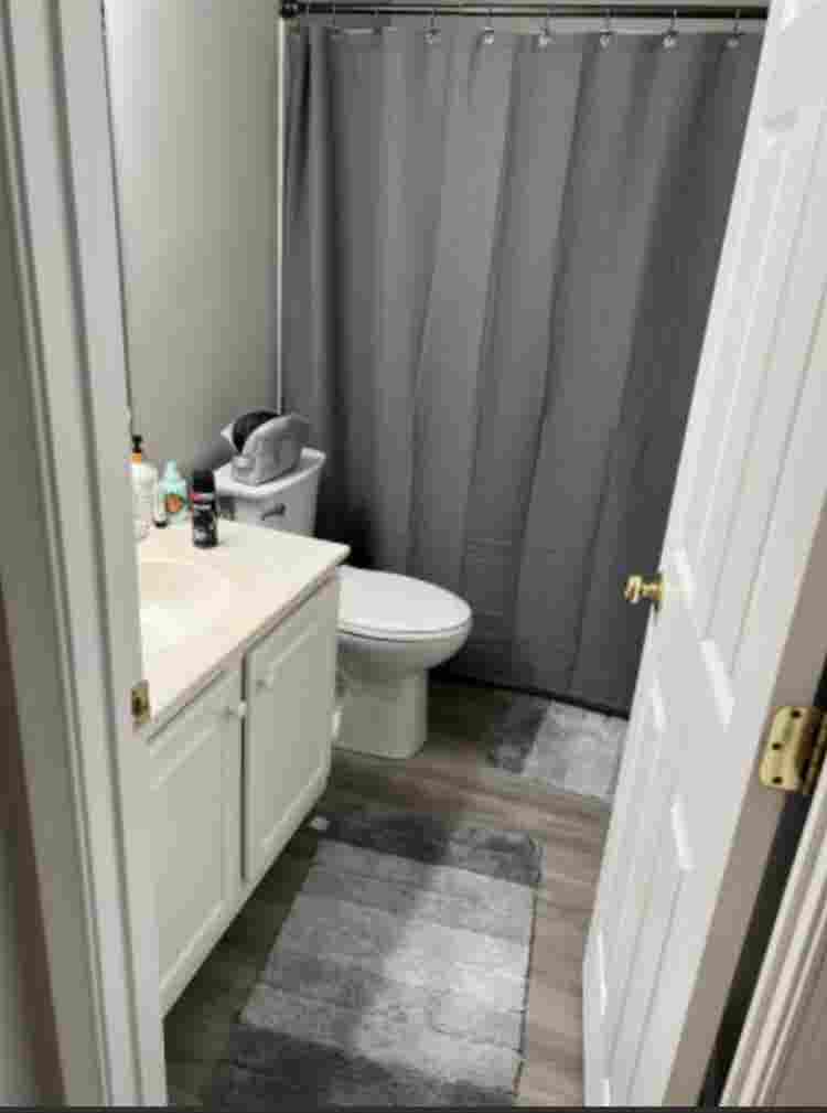 Private Bedroom/Bathroom