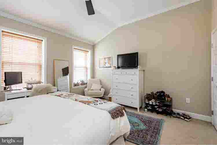 Fed Hill room sublet!!!