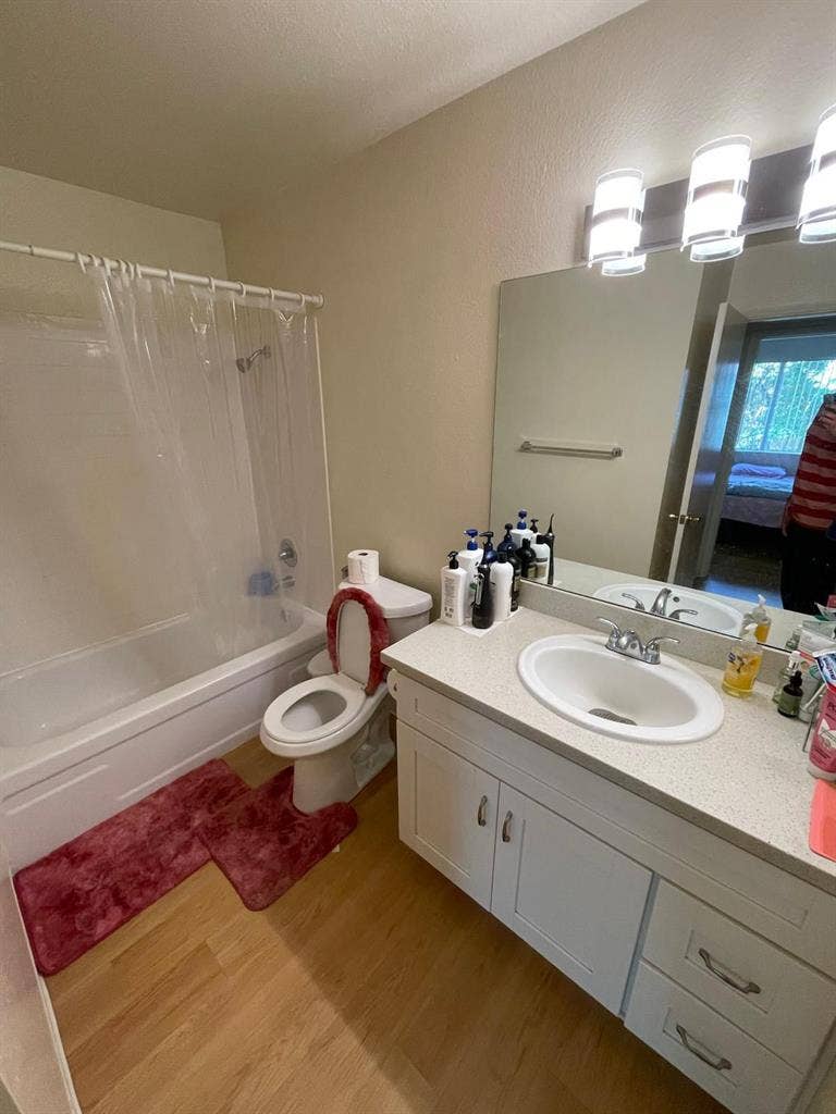 Spacious  bath available
