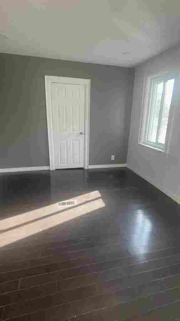 Room for working couples Midtown.
