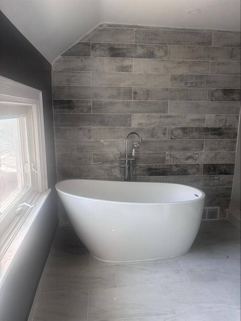 Room for working couples Midtown.