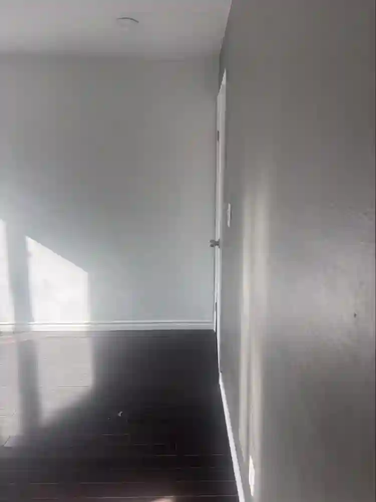 Room for working couples Midtown.