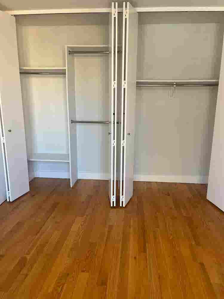 ✨Spacious Room in Midtown Luxury✨