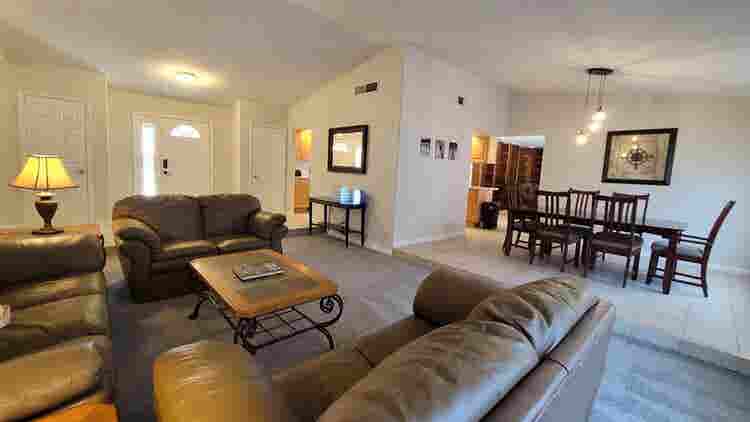 Private Spacious Room!