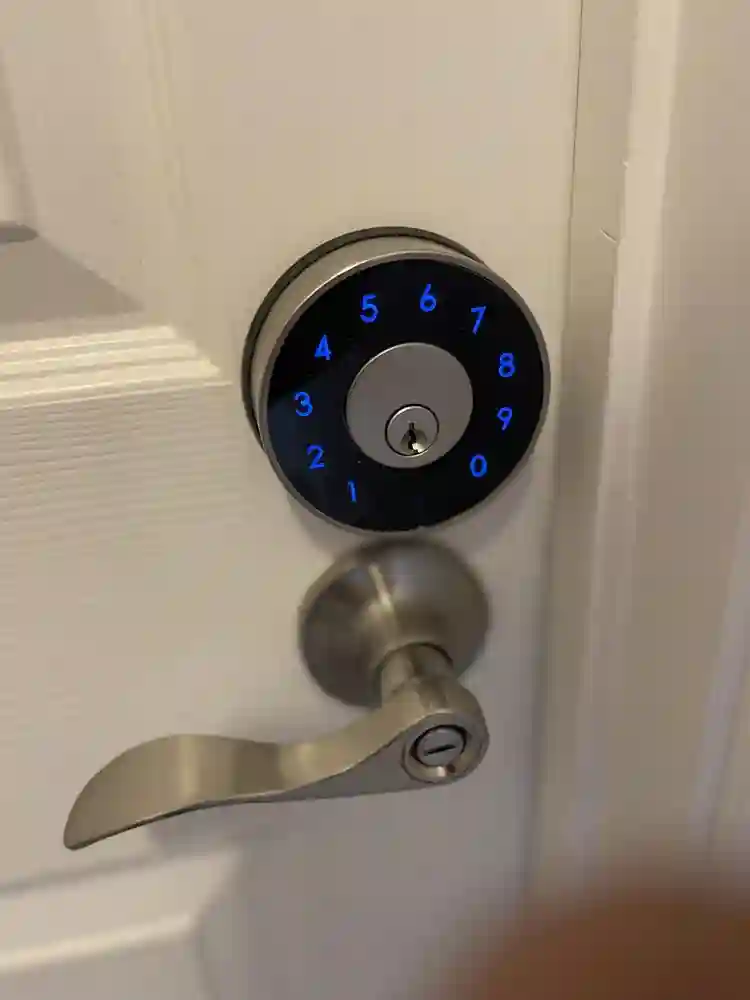 Private Spacious Room!