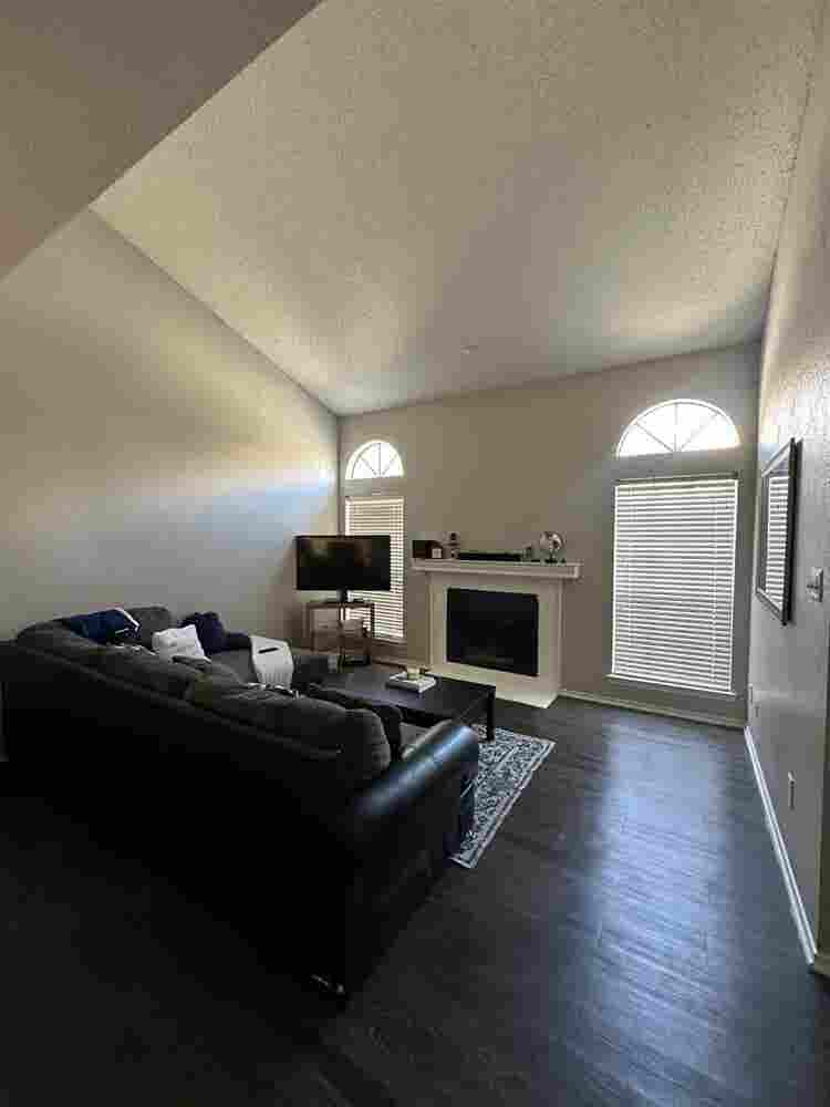 Richardson Apartment