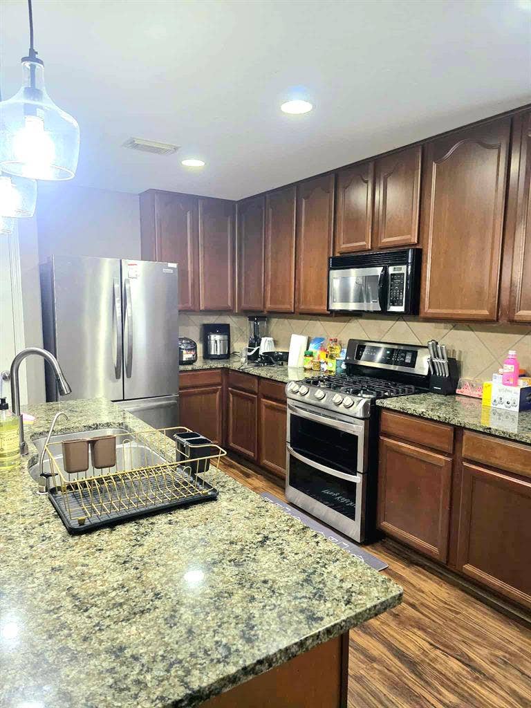 Multiple room For Rent $/Month