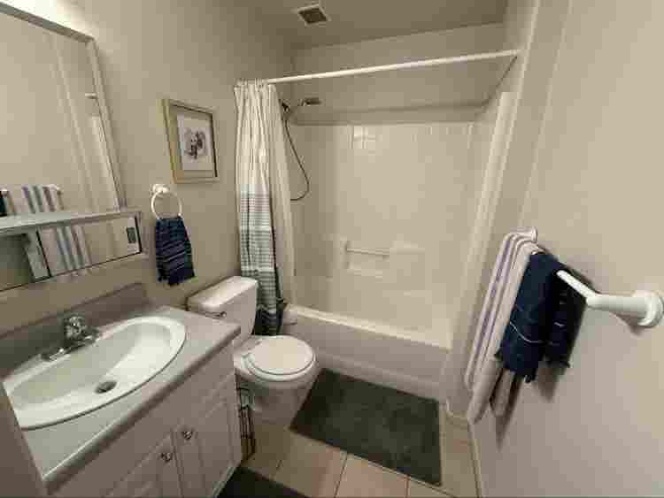 Private room/bath in Truckee