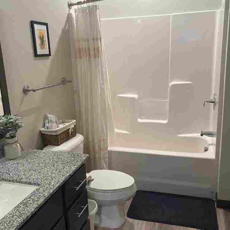 Roommate Wanted!
