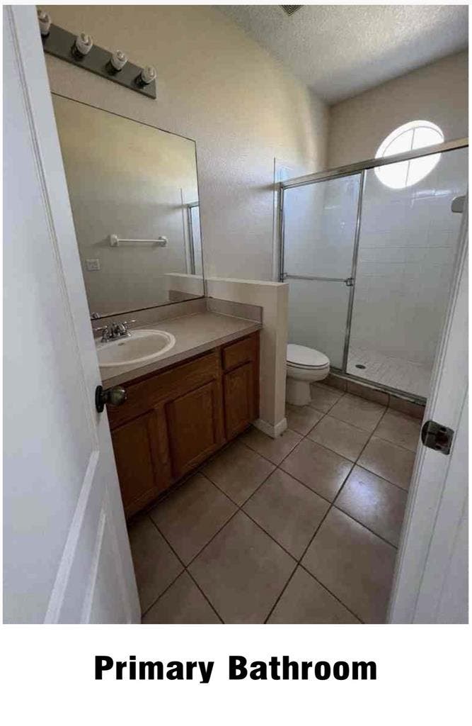 Master Bedroom, utilities included