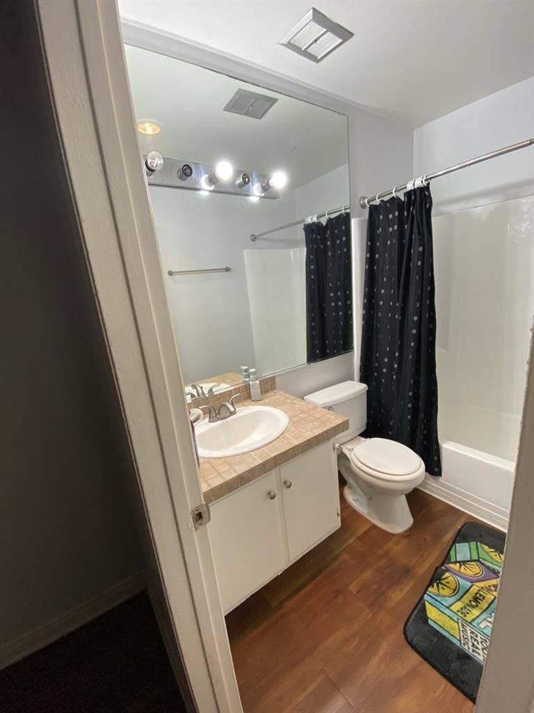 bath apartment