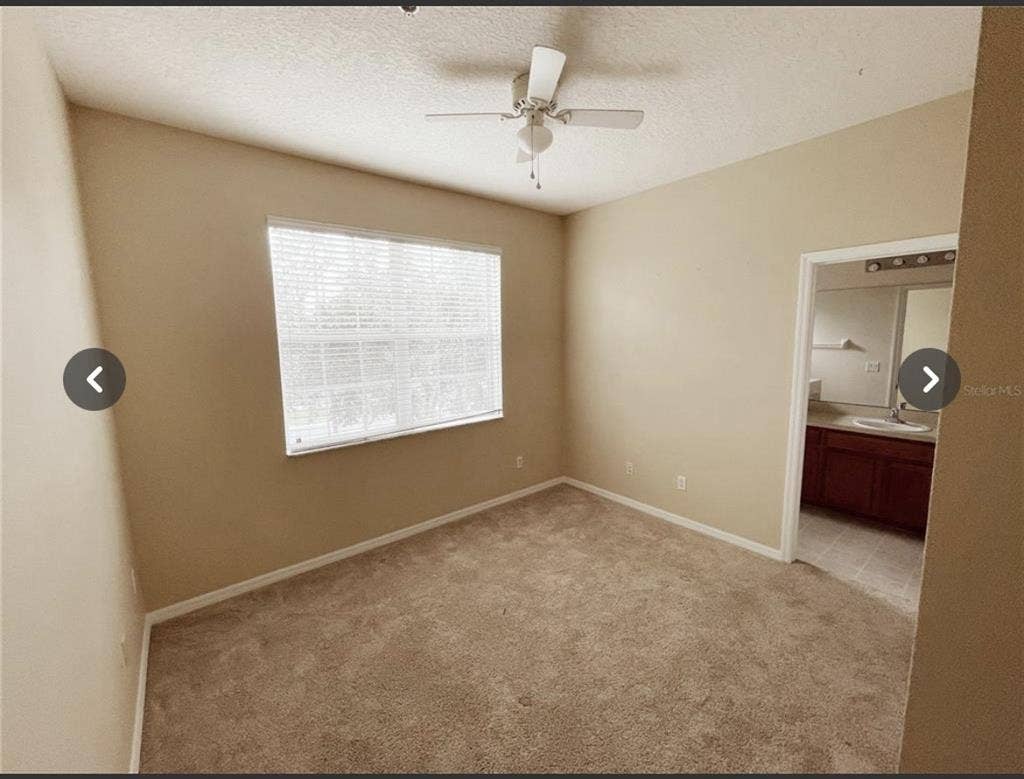 Bedroom w/bathroom. Utilities inclu