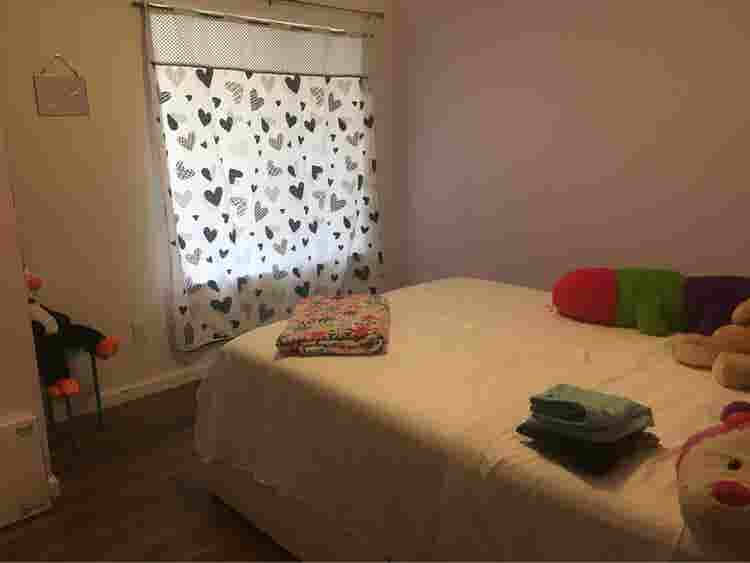 Looking for a roommate