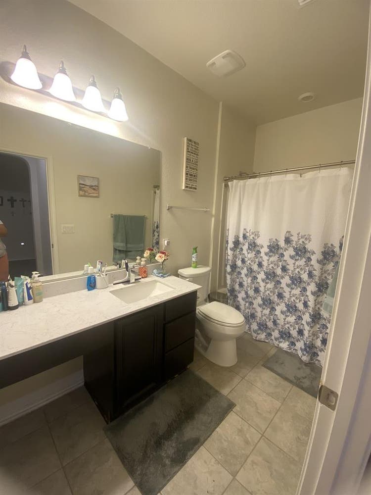2 Bedrooms and private for rent