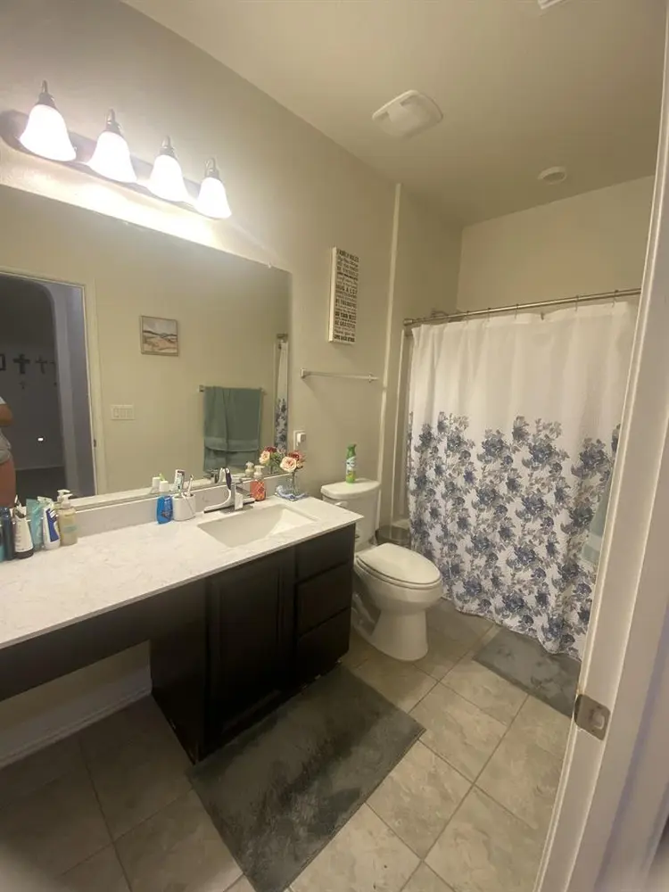 2 Bedrooms and private for rent