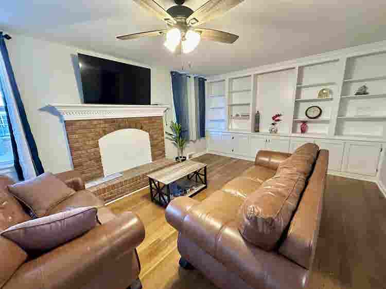 East All over Memphis Room for Rent