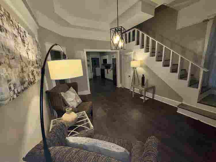 East All over Memphis Room for Rent