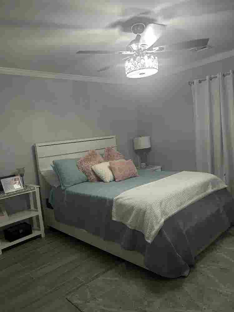 Room for rent in single family home