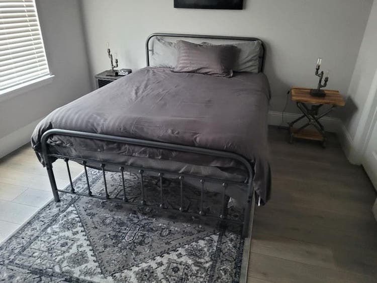 Large Luxury Room for Rent