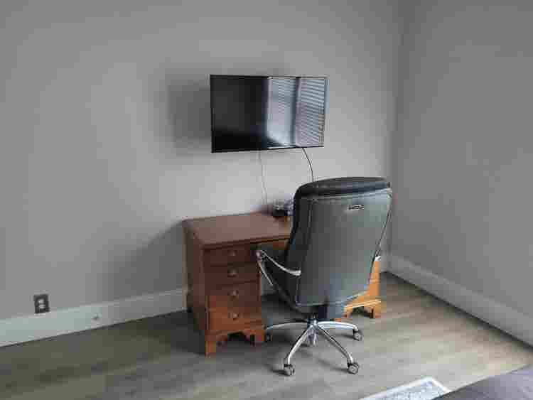 Large Luxury Room for Rent