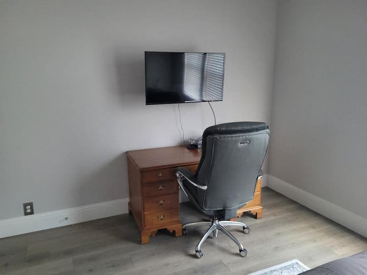 Large Luxury Room for Rent