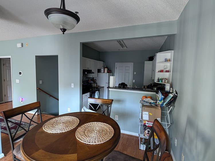 Private Master Room in  Townhome