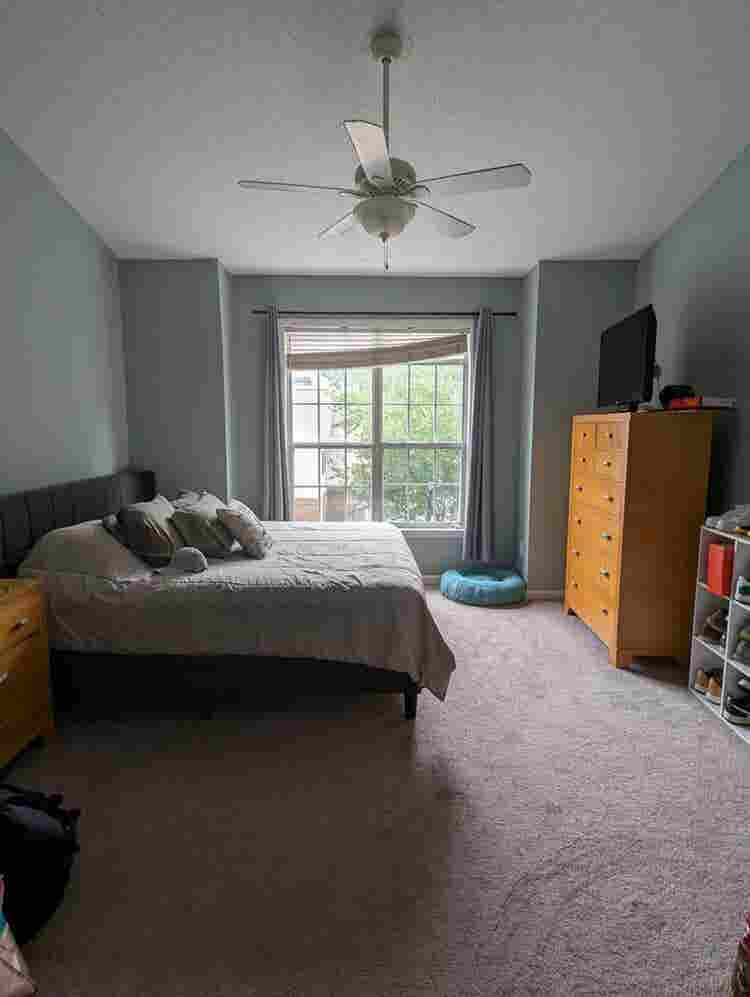 Private Master Room in  Townhome
