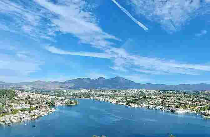 Room for rent in Mission Viejo Ca