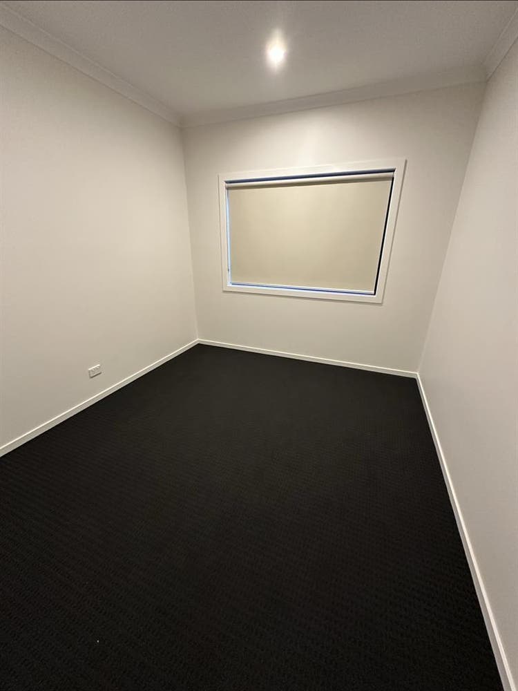 2 rooms available (price per room)