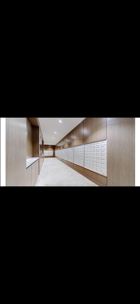 Looking for 2 roommates for 2 rooms