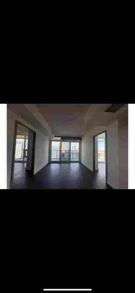 Looking for 2 roommates for 2 rooms
