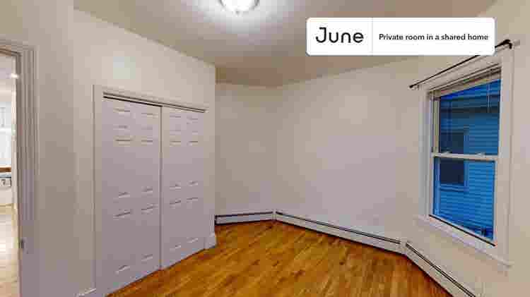 3 BR in Boston