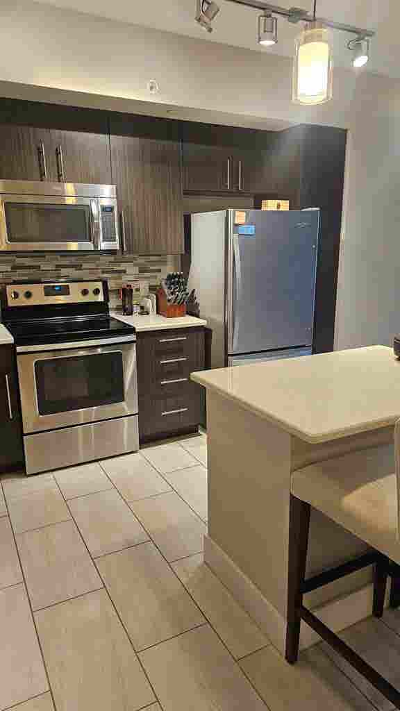 Looking for a roommate