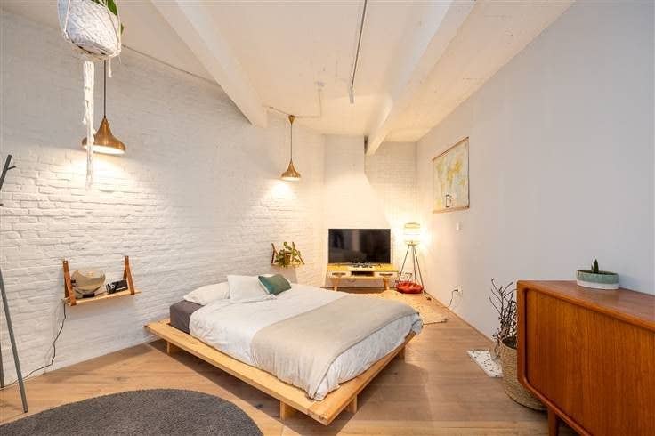 Spacious Antwerp Loft with terrace