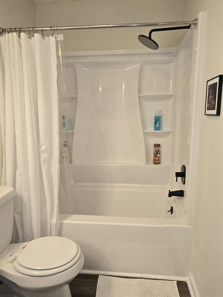 Looking for  roommates.