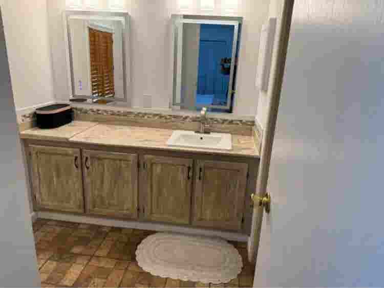 Fully Furnished Room Available