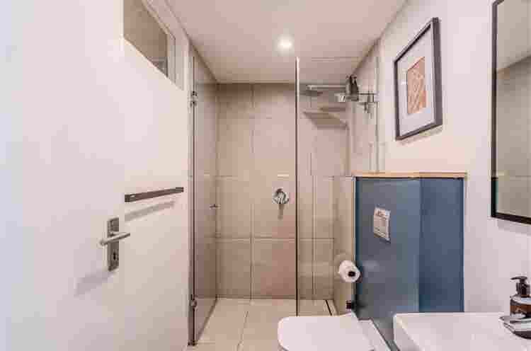 1 bedroom en-suite and parking bay