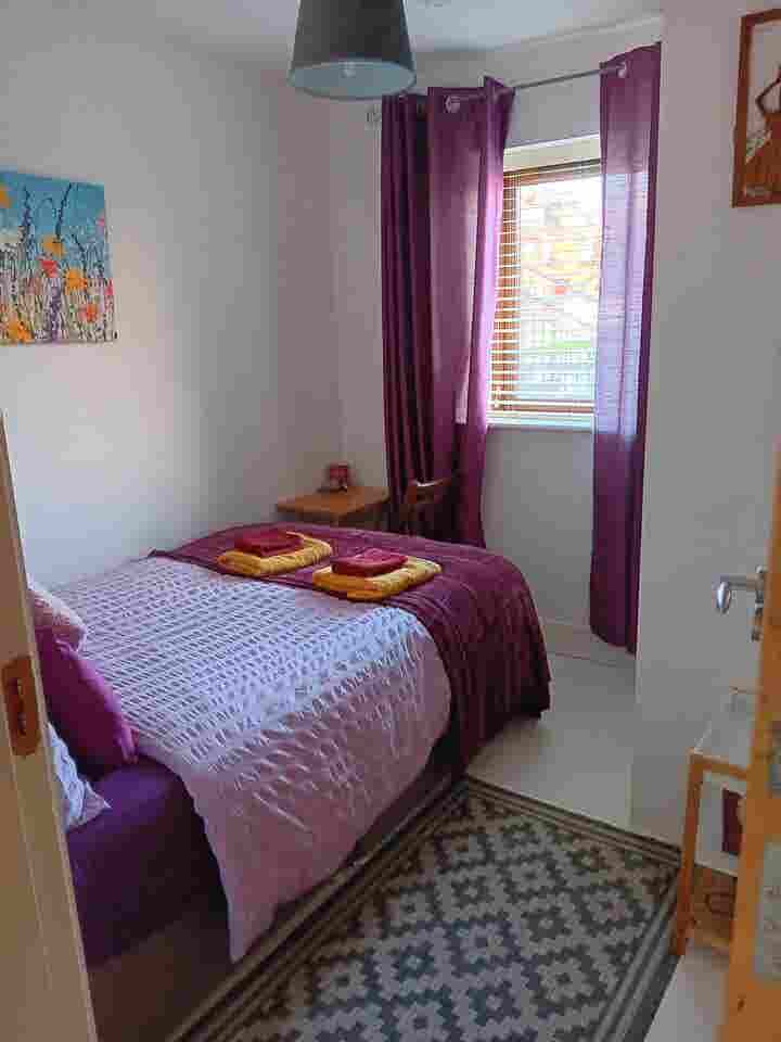 Luxury 2 bed ground floor apt