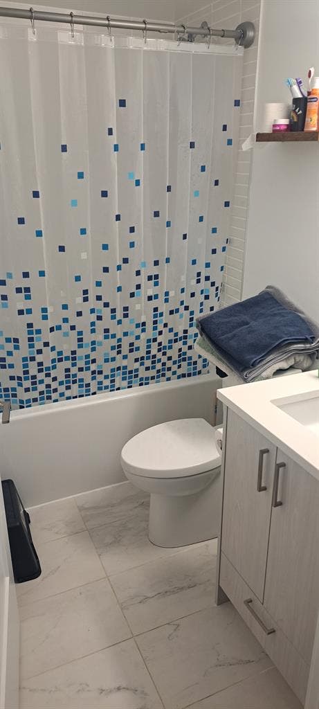 Downtown Condo Lease Takeover